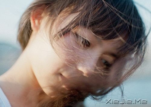 角落里的时光 (1) 唯美女生图片 (1)